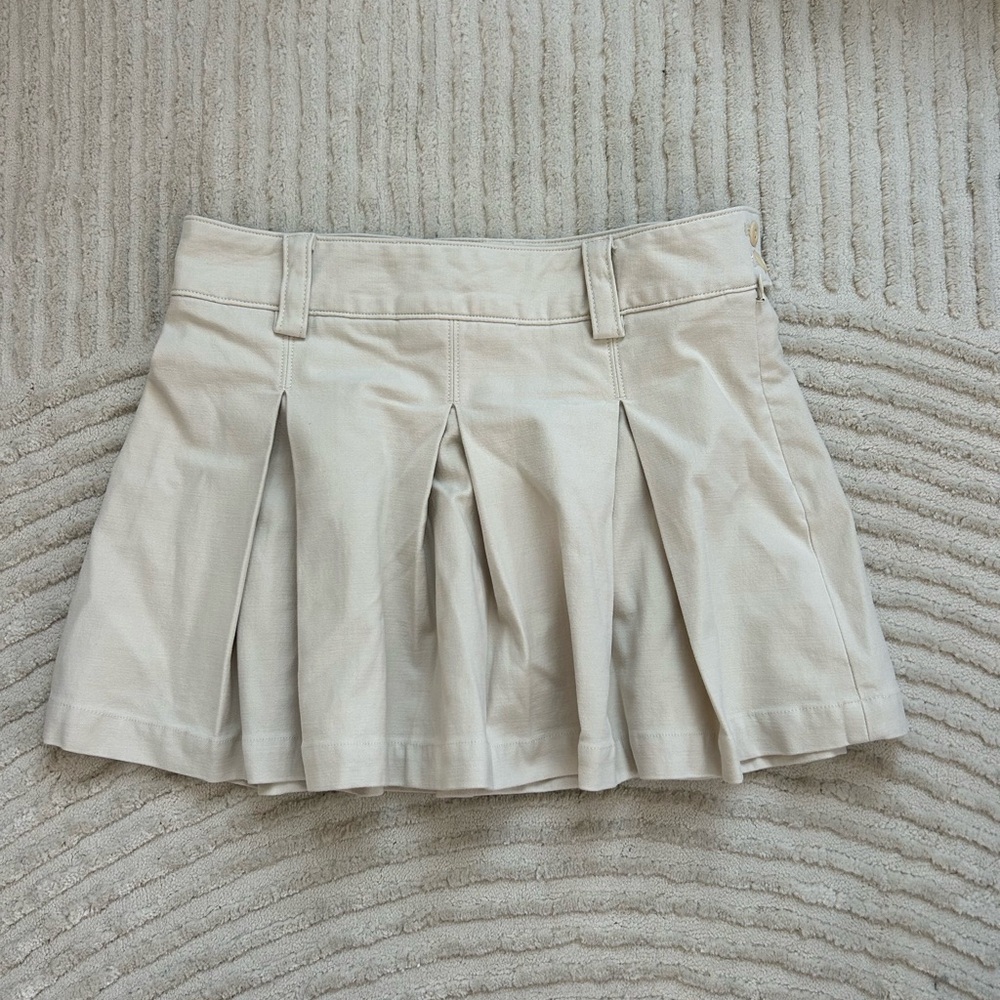 Wilfred Cream Pleated Skirt